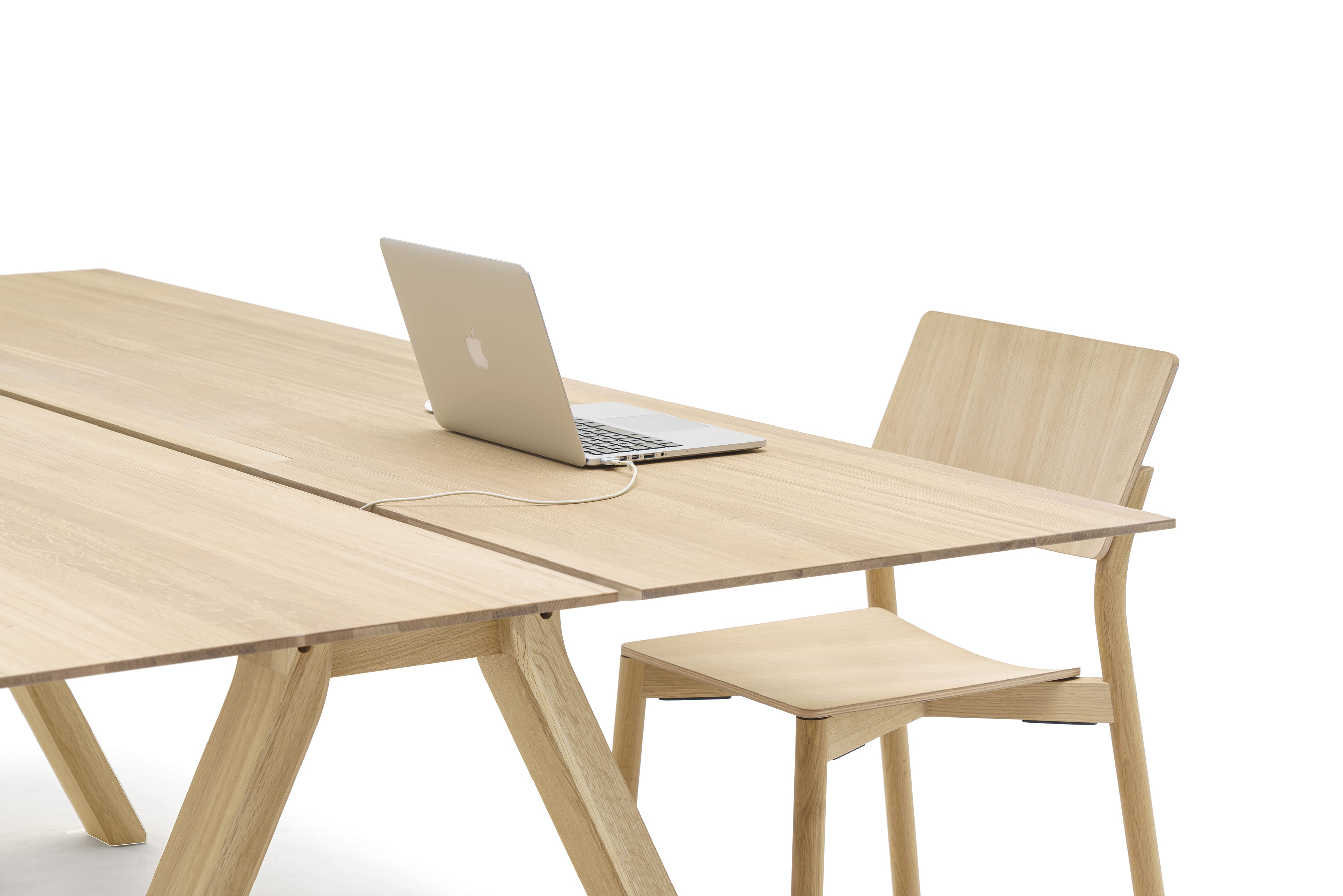 スペクトラム ワークステーション ST240