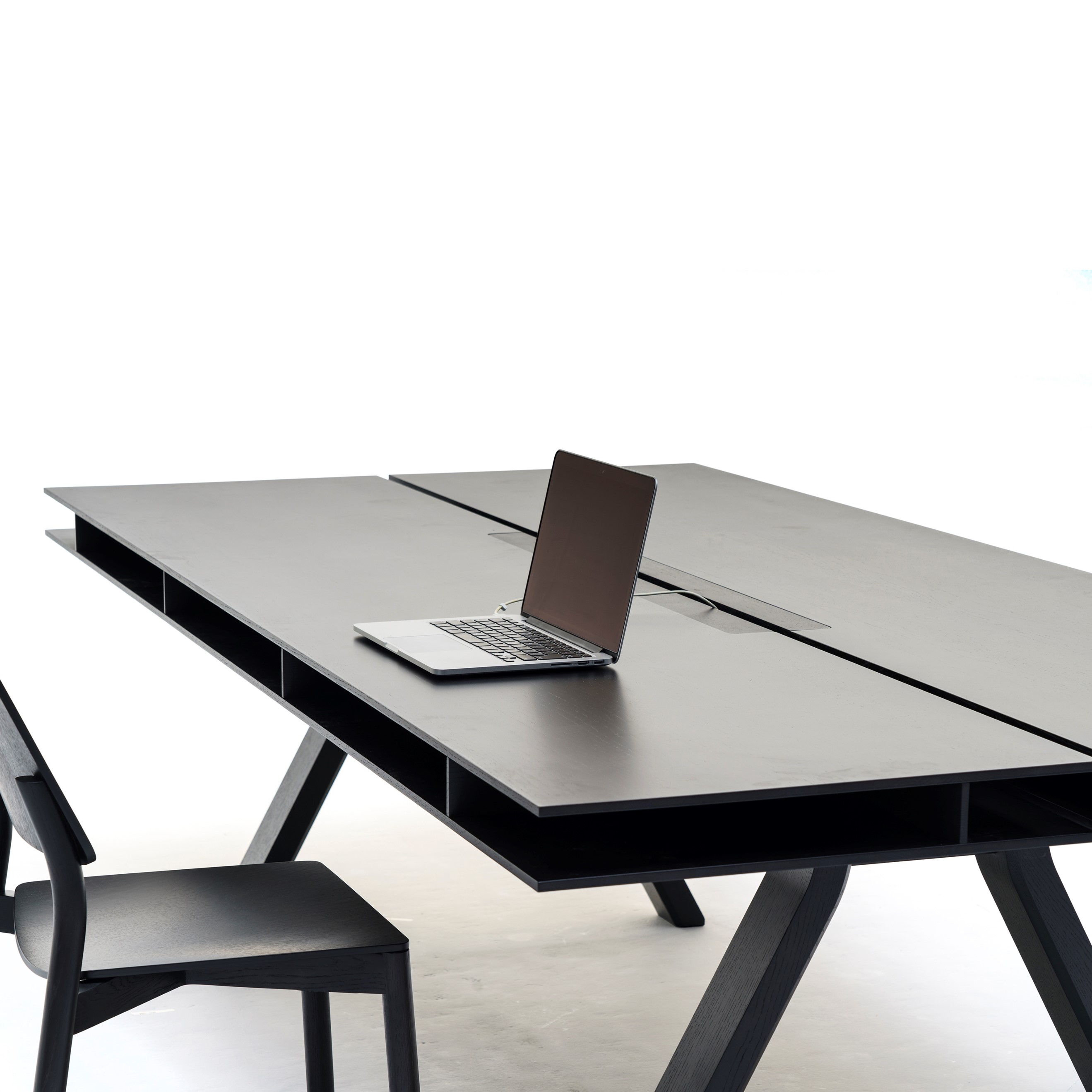 スペクトラム ワークステーション DT240